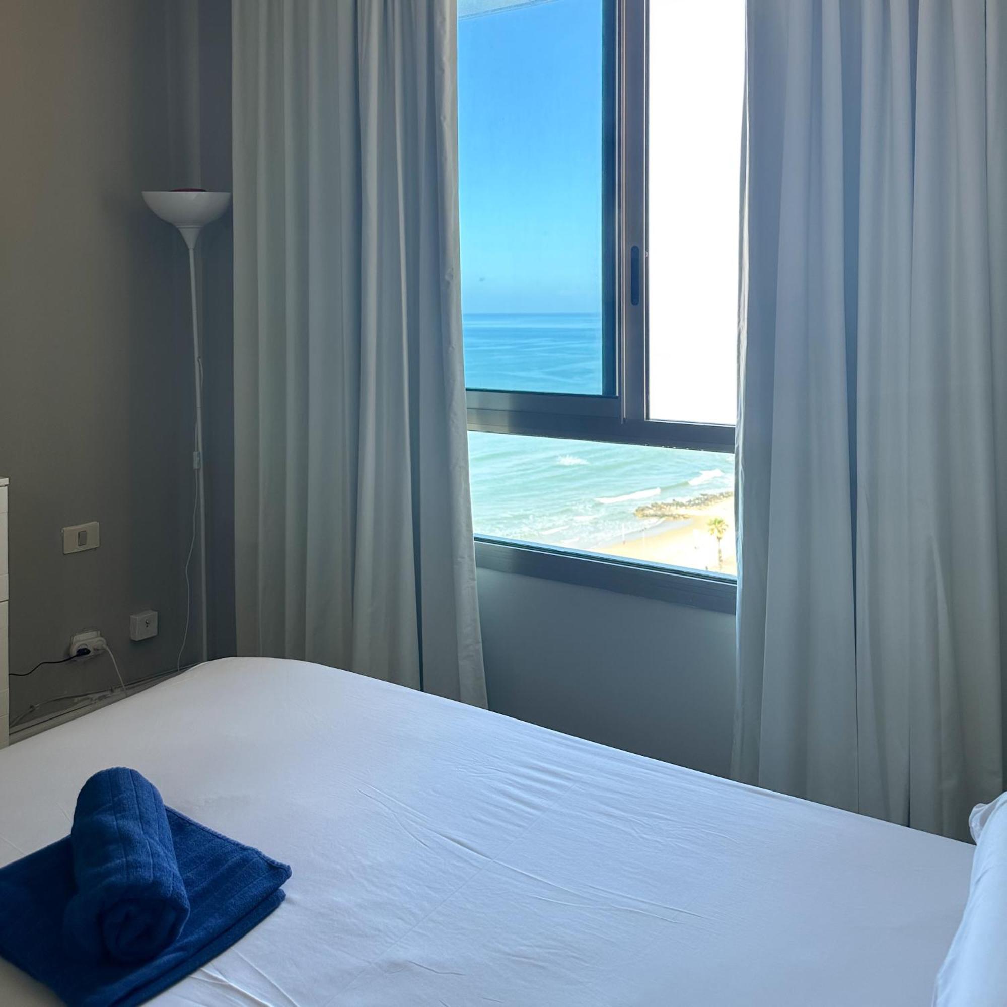 Haifa Almog Tower- "Blue Reef" Suite On The Sea Экстерьер фото