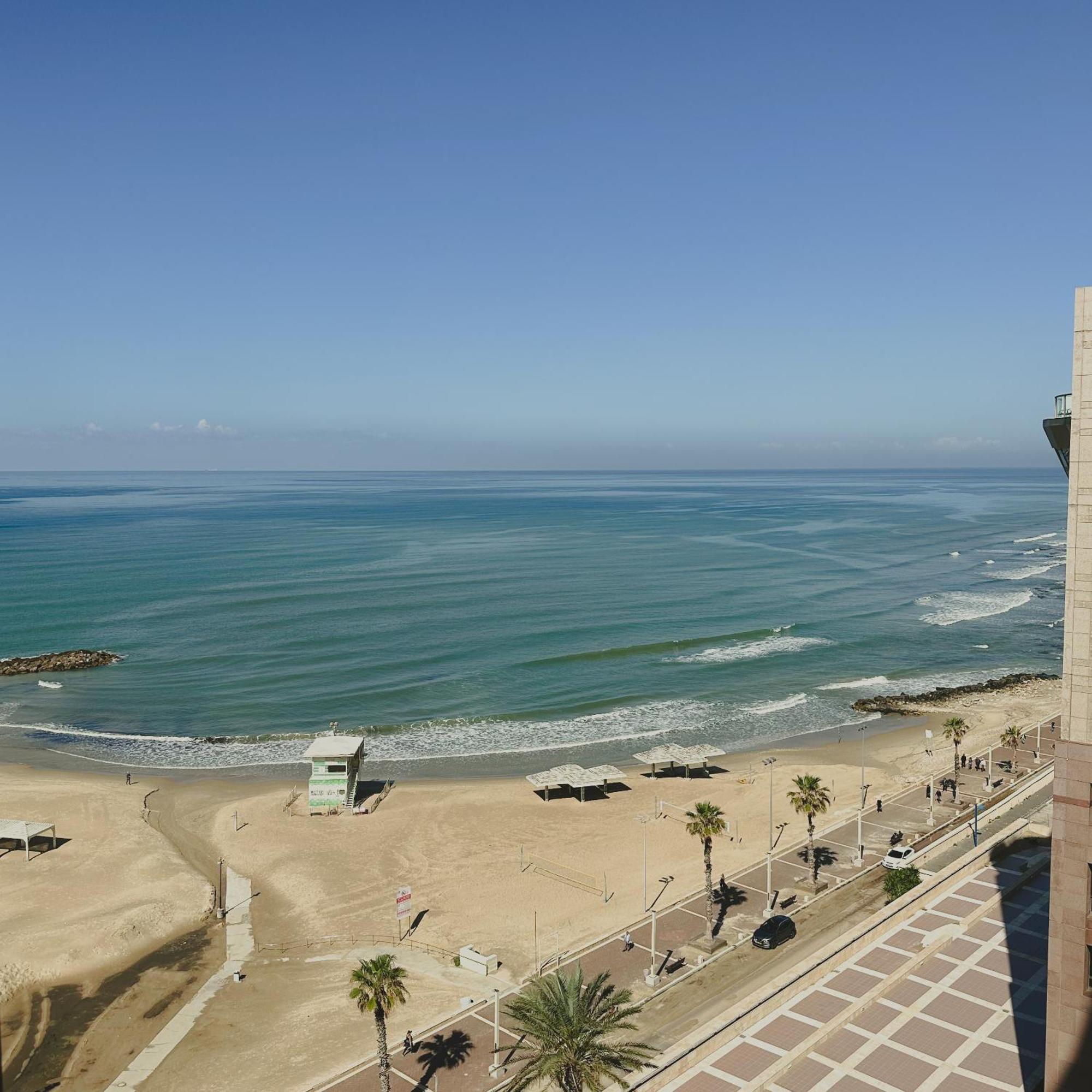 Haifa Almog Tower- "Blue Reef" Suite On The Sea Экстерьер фото