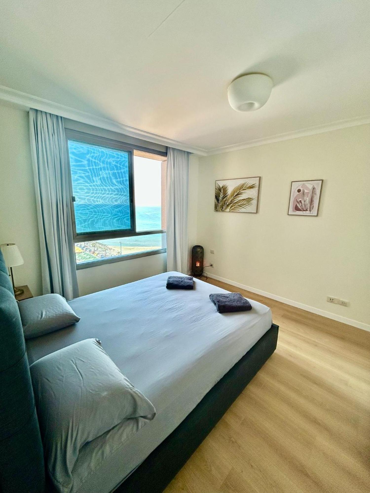 Haifa Almog Tower- "Blue Reef" Suite On The Sea Экстерьер фото